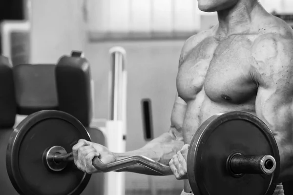 Treinamento de força atleta profissional no ginásio — Fotografia de Stock