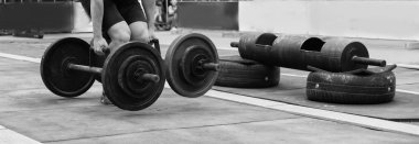 Atlet basın bar sokakları alır