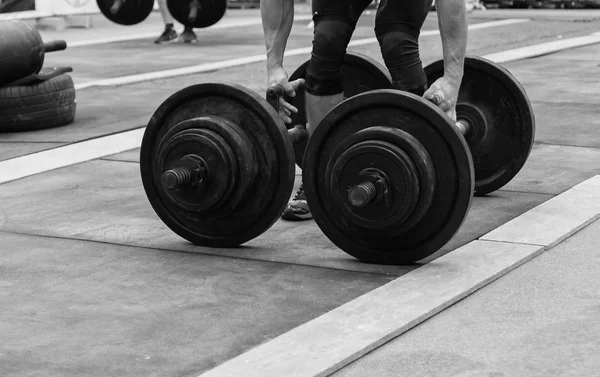 Atlet basın bar sokakları alır