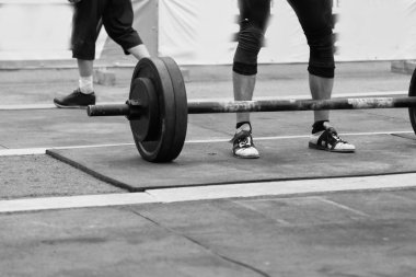 Atlet basın bar sokakları alır