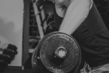 Gücü eğitim profesyonel sporcu spor salonunda