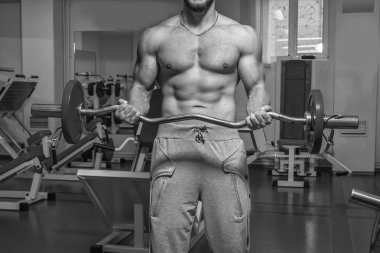 Gücü eğitim profesyonel sporcu spor salonunda