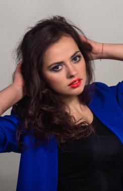 Güzel genç esmer bir şık iş resim