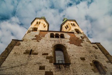 Krakow, Polonya - 28 Eylül 2015: Krakow en çok ziyaret edilen Polonya'da yabancı turistler ve Polonyalılar arasında bir şehirdir.