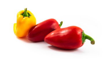 Biber beyaz arkaplanda izole