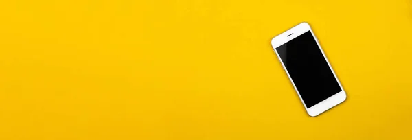 Черно Белый Пустой Смартфон Изолированном Желтом Фоне Макет Концепция Дизайна — стоковое фото