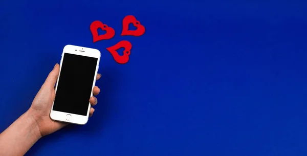 Interação Mídia Social Com Smartphone Feriado Dia Dos Namorados Nova — Fotografia de Stock