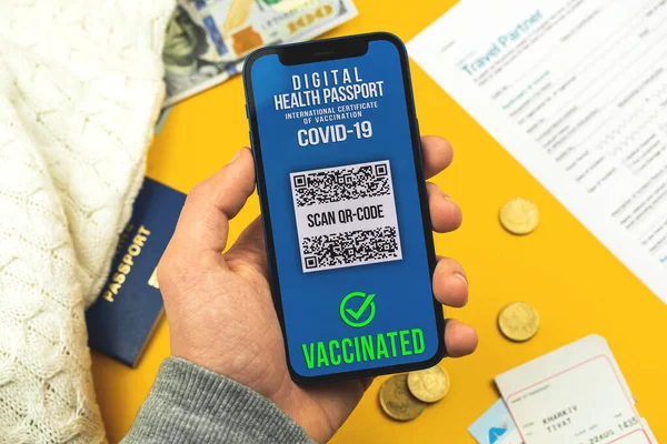 Covid 19国際予防接種証明書または旅行者用ワクチンパスポート — ストック写真