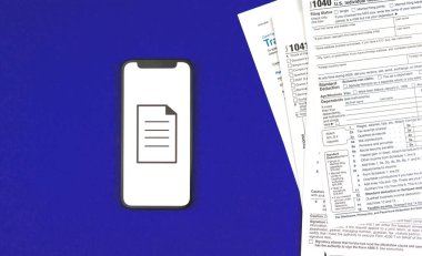 Kağıttan akıllı alete, dijital belgelerin evrimi, yeni çalışma alanı ve ofis fotoğraflarının yenilik kavramı