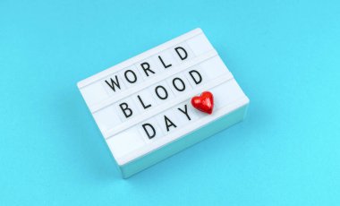 Dünya kan bağışı günü konsepti metin ve yazıyla, halth care ve yardım