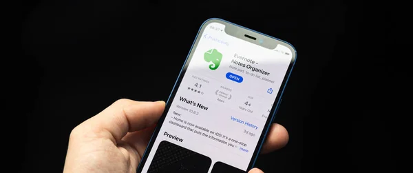 Charkov Ukrajina Duben 2021 Evernote Aplikace Iphone Obrazovce Banner Černým — Stock fotografie