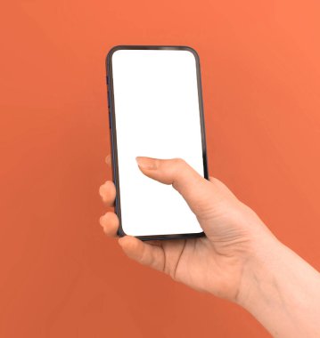 Renkli turuncu şeftali arka planında cep telefonu modeli kullanan kadın, boşluğu kopyala 