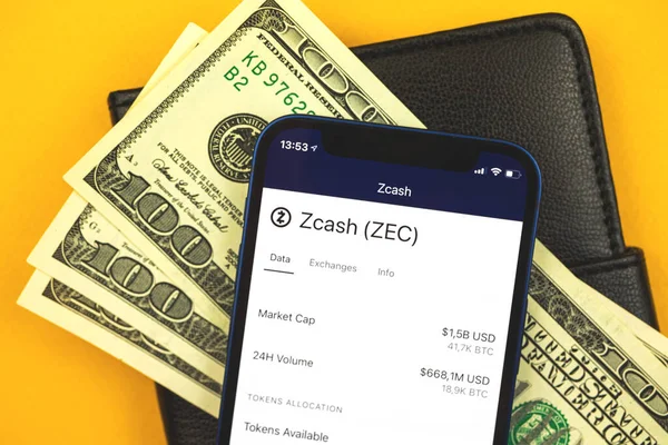 Zcash Zec Crypto Currency Logo Symbol Screen Trading Exchange Finance — стоковое фото