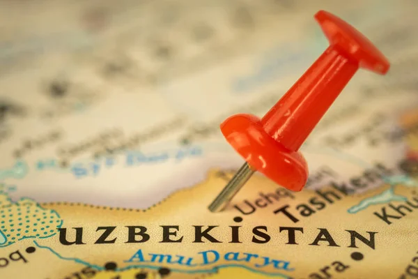 Özbekistan Konumu Iğne Ucu Işaretli Seyahat Haritası Asya Yolculuğu Konsepti — Stok fotoğraf