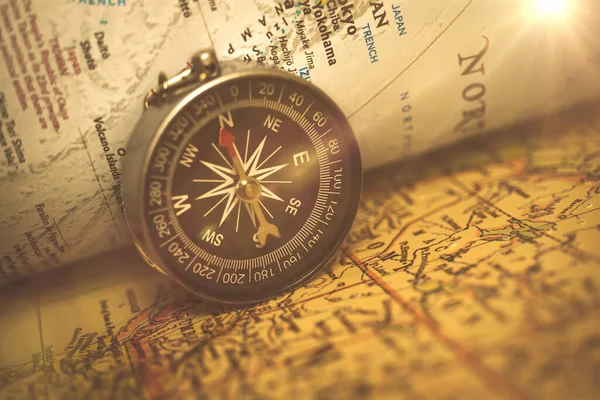 Magnetic Compass World Travel Map Navigation Exploration Concept Selective Focus — Stock fotografie