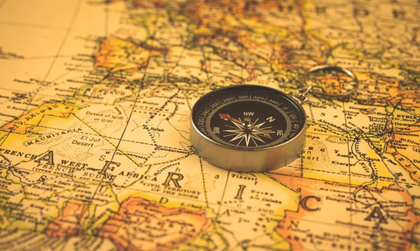 Antique Compass Vintage Africa Travel Map Exploration Navigation Concept Background — Stock fotografie