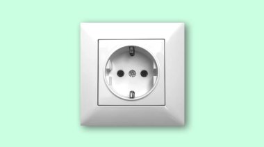 Nane duvarında elektrik prizi, yeşil güç kavramı, elektrik soketi, yeşil enerji, Avrupa standart F soketi kapanışı