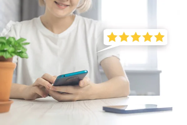 Happy Customer Evaluate Five Star Review Service Feedback Icon Concept — Stock Photo, Image