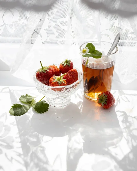 Cup Tea Strawberries White Lace Background — Stock Photo, Image