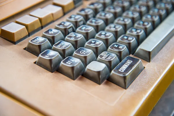 Teclado de uma velha máquina de escrever . — Fotografia de Stock