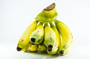 Beyaz arkaplanda muz.