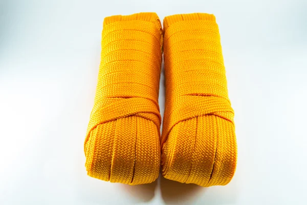 Rollos de cuerda naranja planos —  Fotos de Stock
