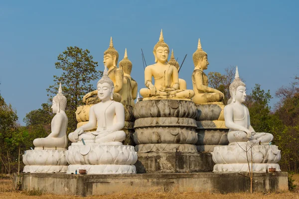 Boeddhabeeld in de tempel van Thailand. — Stockfoto