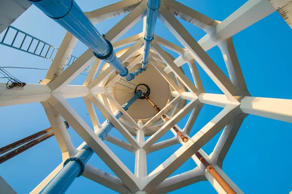 Photos from under the tank — Stock Photo, Image