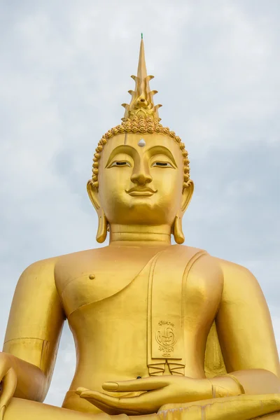 Statua buddha nel tempio della Thailandia. — Foto Stock