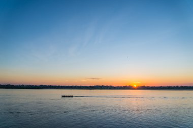 Mavi gökyüzü arkaplanı