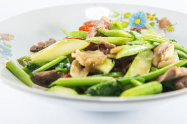 Kale istiridye soslu kızarmış. Tayland gıda.