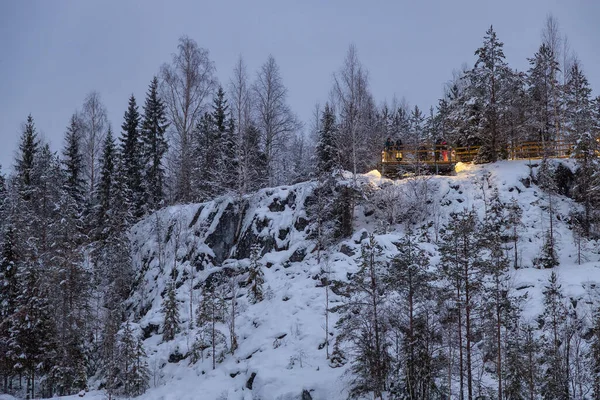 Observatie Dek Situeerde Zich Een Marmeren Rots Ruskeala Mountain Park — Stockfoto