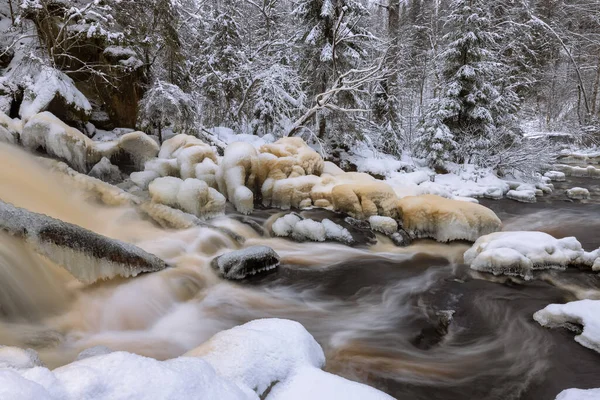 Paysage Hivernal Avec Rivière Forestière Cascade Prokinkoski Ruines Ancien Barrage — Photo