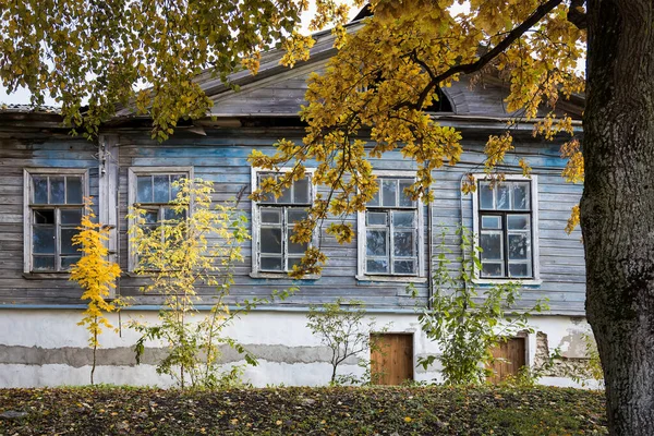 Stary Drewniany Dom Przy Ulicy Psków Rosja — Zdjęcie stockowe
