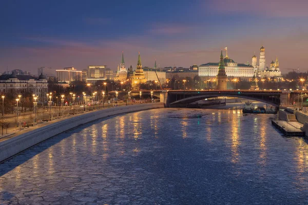 Kremlin Moskova Nehri Moskova Rusya Nın Sabah Manzarası — Stok fotoğraf