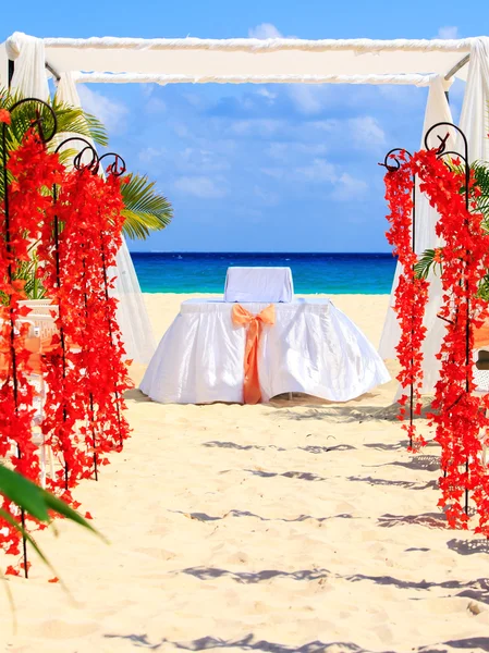 Wedding voorbereiding op Mexicaans strand — Stockfoto