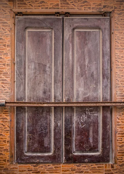 Brown shutter of a moroccan building — Stock Photo, Image