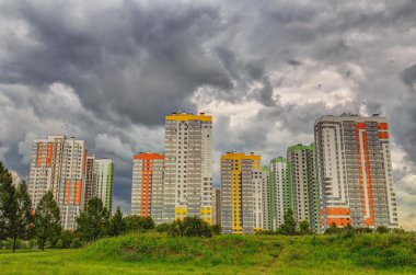 Değiştirilmiş Genel Kurumsal modern ofis binası stilize