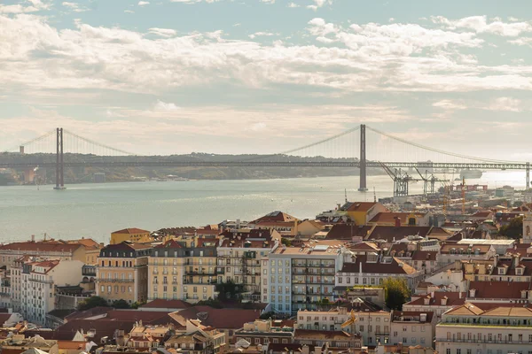 Skyline of Lisbon with 25th of April Bridge — Stock Photo, Image
