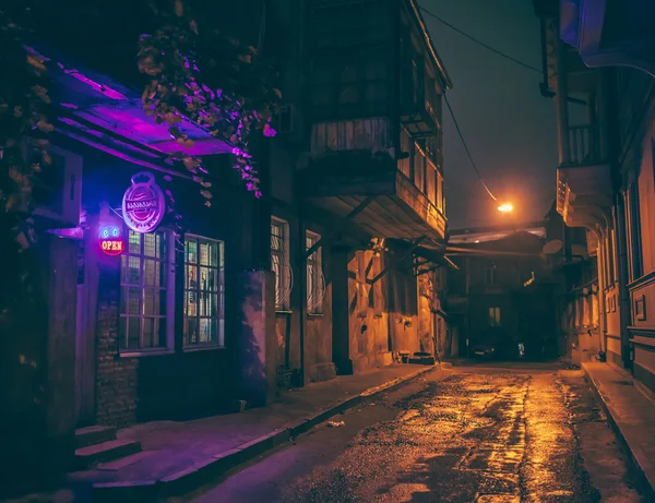 Rua noturna de Tbilisi — Fotografia de Stock