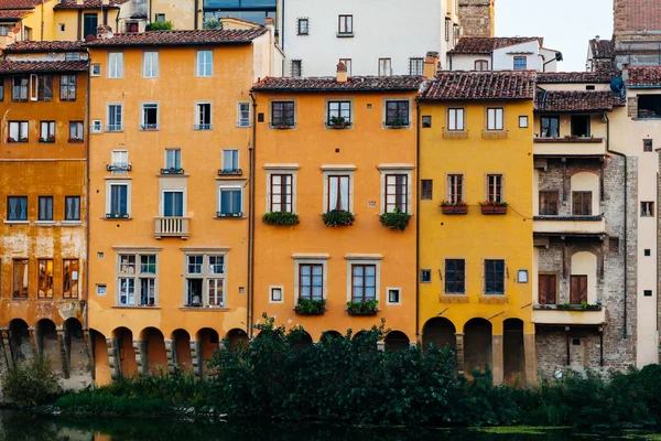 Case sul fiume Arno — Foto Stock