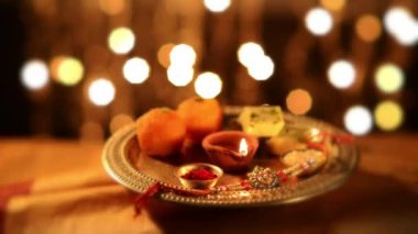 Puja thali iplik