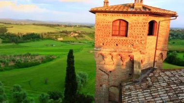 Castello Delle Quattro Torra Kalesi