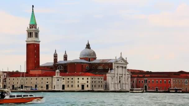 St Mark's Basilica at Grand Canal — Stock Video