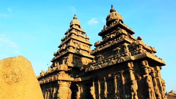 Mahabalipuram tapınakta Shore — Stok video