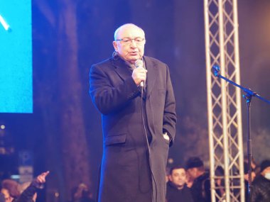 22 Aralık 2020 'de Artsakh Cumhuriyeti' nin barışçıl sakinlerine karşı Türk azerbaijani teröristlerinin saldırısının ardından Erivan 'da hükümet ve pashinan karşıtı protestolar düzenlendi.