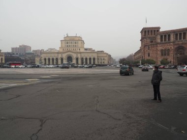 22 Aralık 2020 'de Artsakh Cumhuriyeti' nin barışçıl sakinlerine karşı Türk azerbaijani teröristlerinin saldırısının ardından Erivan 'da hükümet ve pashinan karşıtı protestolar düzenlendi.