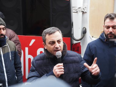 22 Aralık 2020 'de Artsakh Cumhuriyeti' nin barışçıl sakinlerine karşı Türk azerbaijani teröristlerinin saldırısının ardından Erivan 'da hükümet ve pashinan karşıtı protestolar düzenlendi.