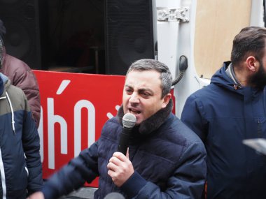 22 Aralık 2020 'de Artsakh Cumhuriyeti' nin barışçıl sakinlerine karşı Türk azerbaijani teröristlerinin saldırısının ardından Erivan 'da hükümet ve pashinan karşıtı protestolar düzenlendi.