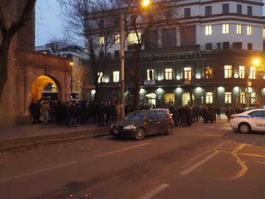 22 Aralık 2020 'de Artsakh Cumhuriyeti' nin barışçıl sakinlerine karşı Türk azerbaijani teröristlerinin saldırısının ardından Erivan 'da hükümet ve pashinan karşıtı protestolar düzenlendi.